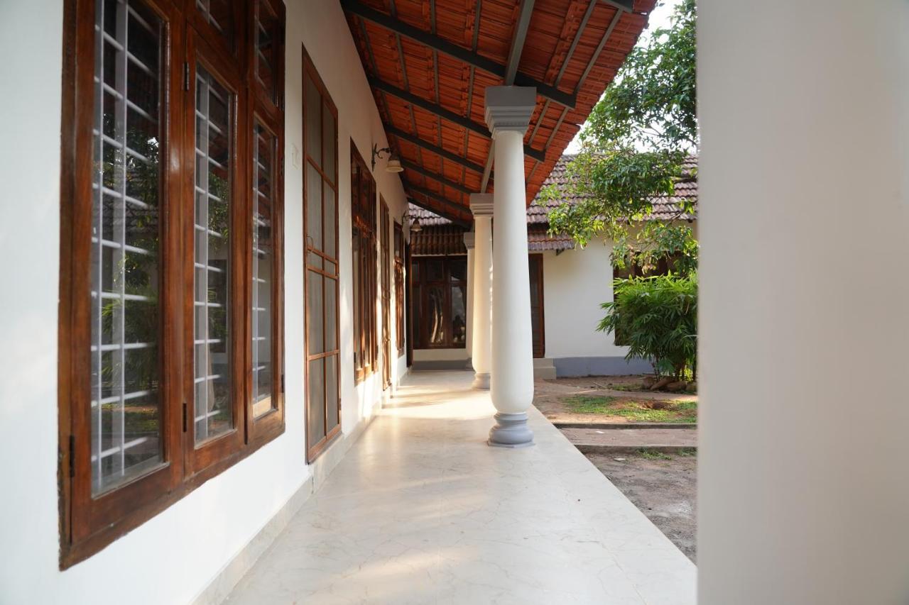 Alfred Place Kochi Buitenkant foto