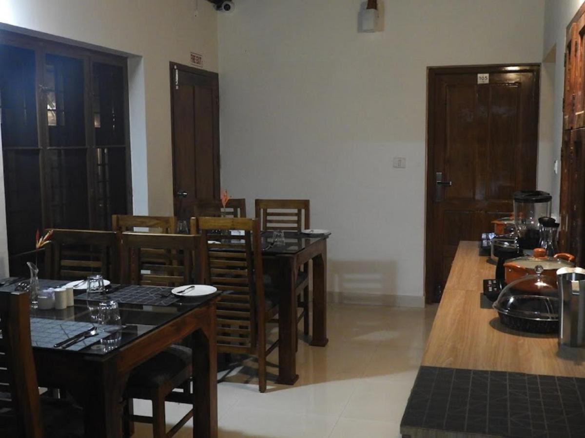 Alfred Place Kochi Buitenkant foto