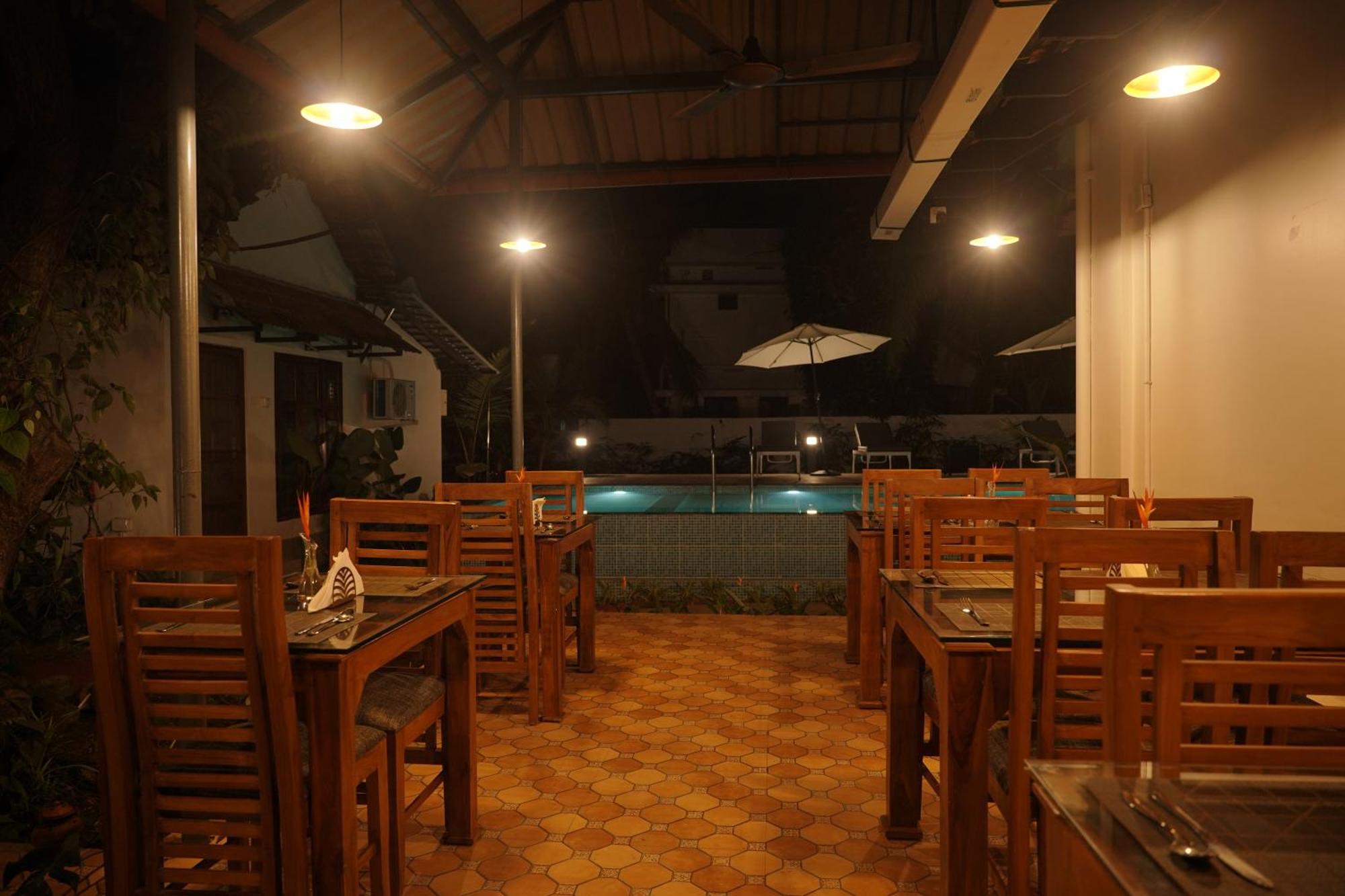 Alfred Place Kochi Buitenkant foto