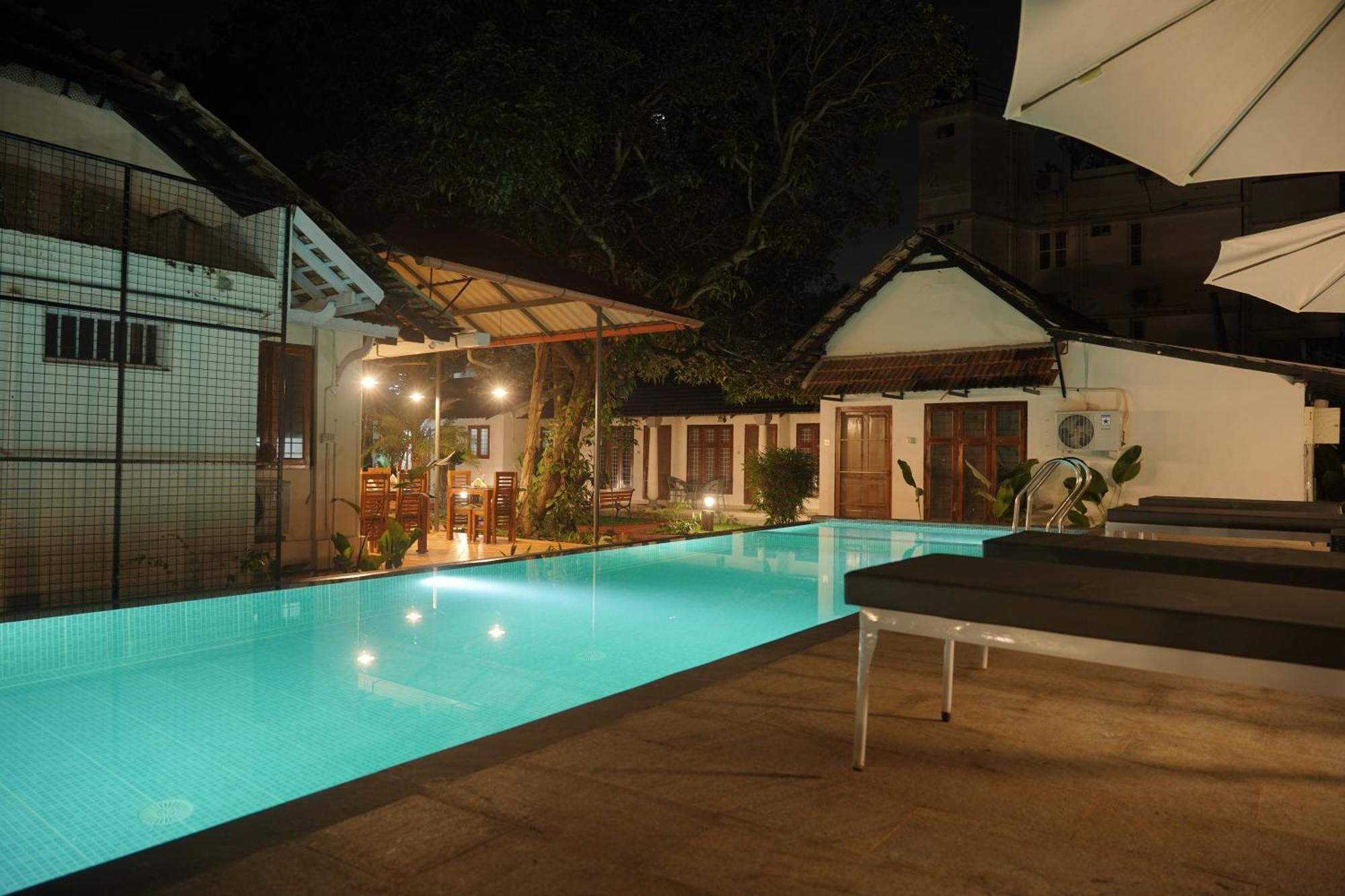 Alfred Place Kochi Buitenkant foto